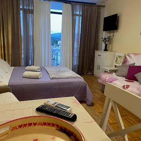 By The Sea Lumbarda, Korcula - 4385