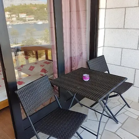 By The Sea Lumbarda, Korcula - 4385