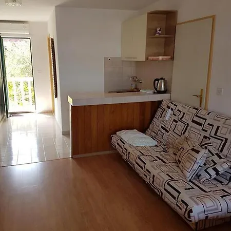 By The Sea Lumbarda, Korcula - 4385 *