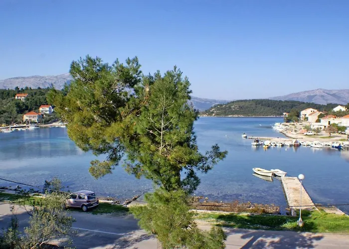 By The Sea Lumbarda, Korcula - 4385