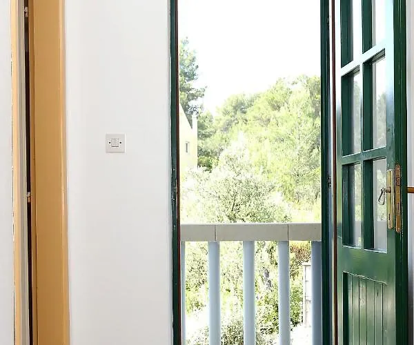 By The Sea Lumbarda, Korcula - 4385 *