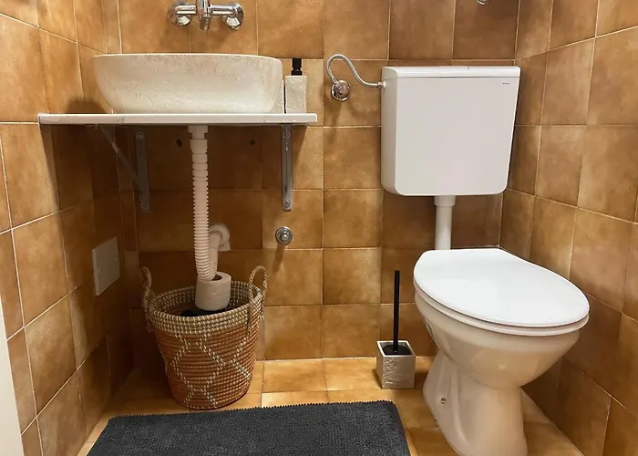 By The Sea Lumbarda, Korcula - 4385 *