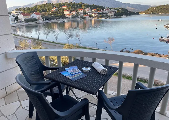 By The Sea Lumbarda, Korcula - 4385