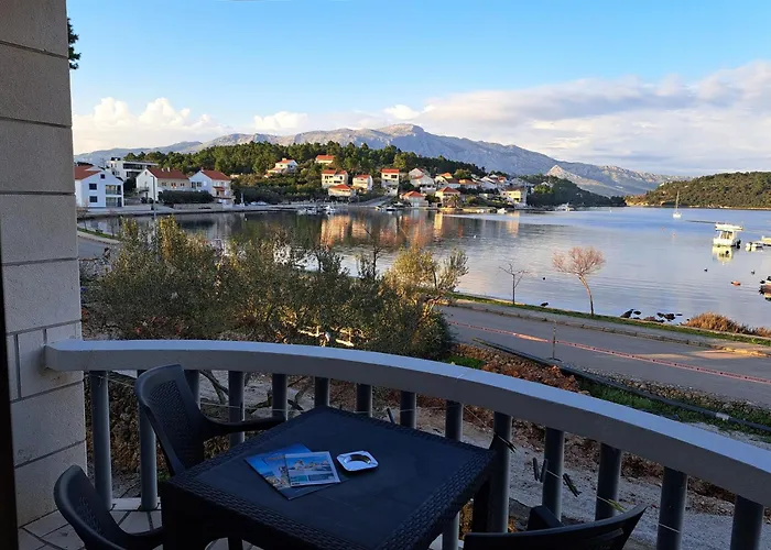 By The Sea Lumbarda, Korcula - 4385